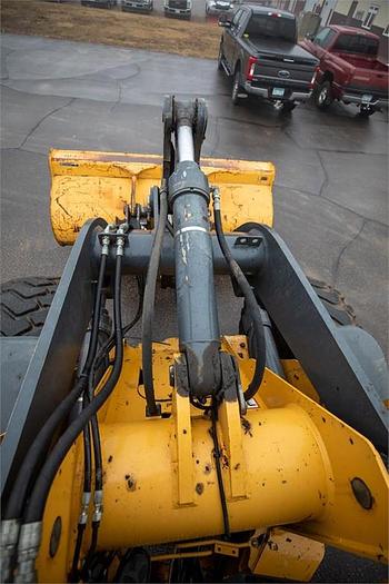 Used 2017 DEERE 544K