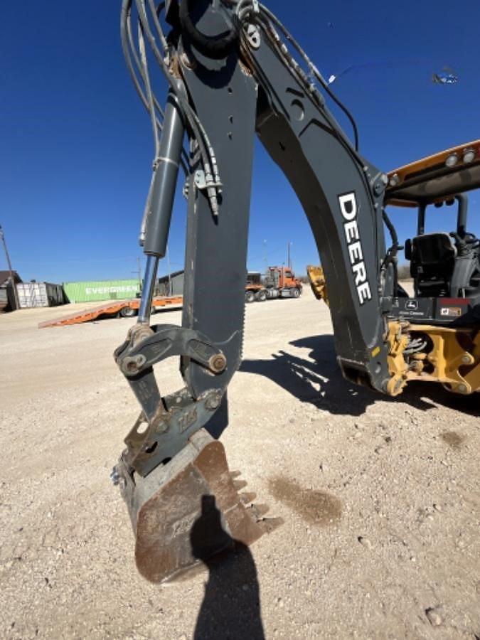 Used 2020 DEERE 410L