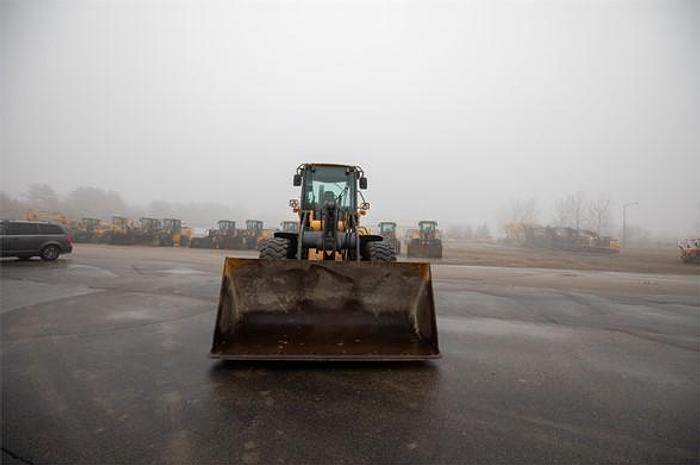 Used 2017 DEERE 544K