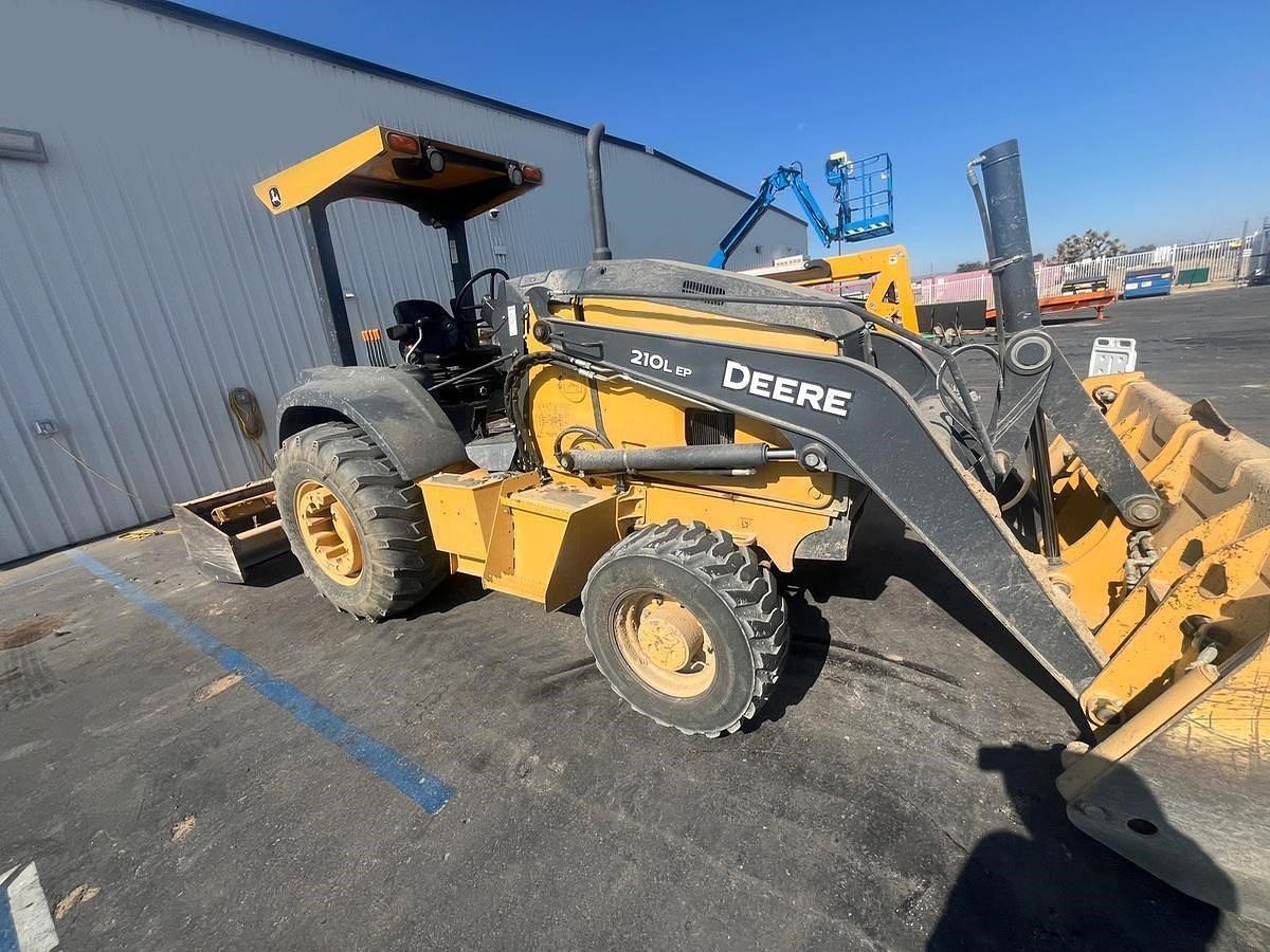 Used 2019 DEERE 210LEP