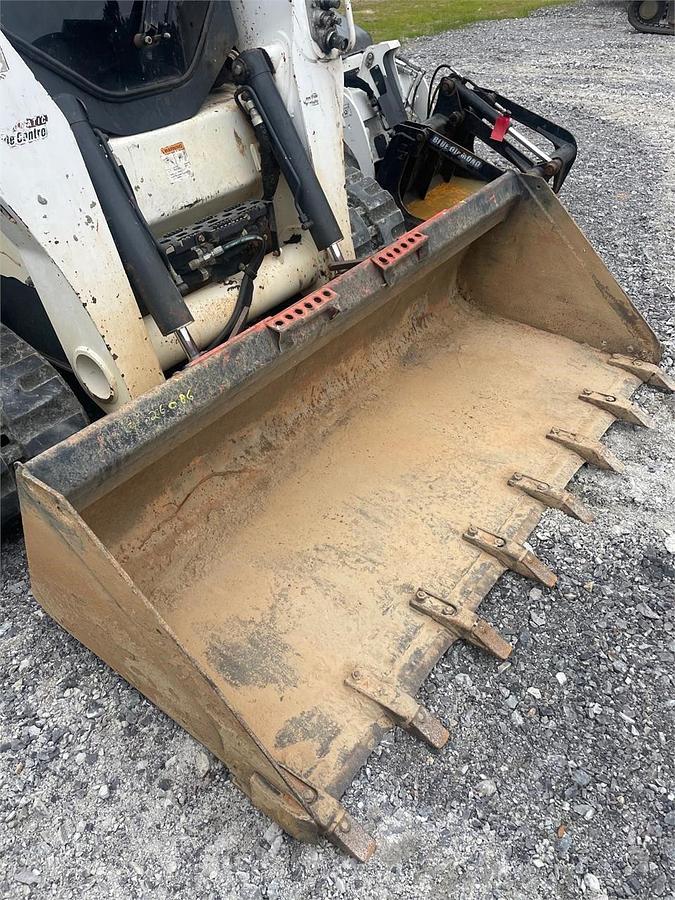 Used 2018 BOBCAT T870