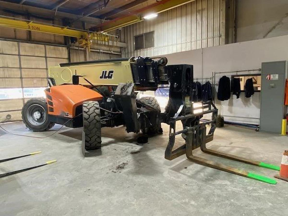 Used 2017 JLG 1255