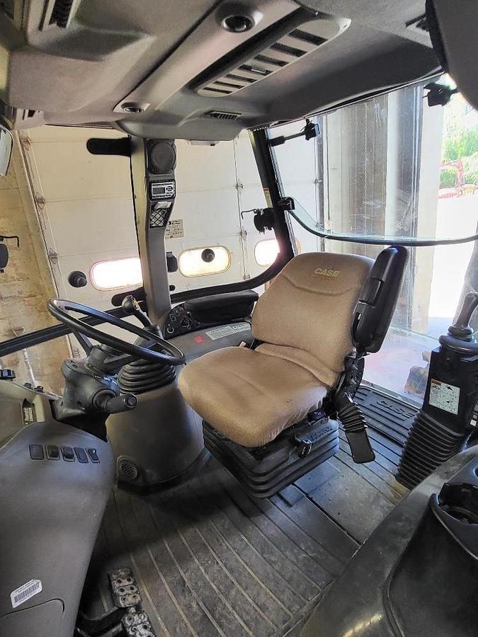 Used 2017 CASE 580SN