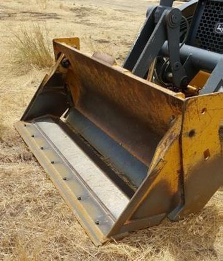 Used 2011 DEERE 310J