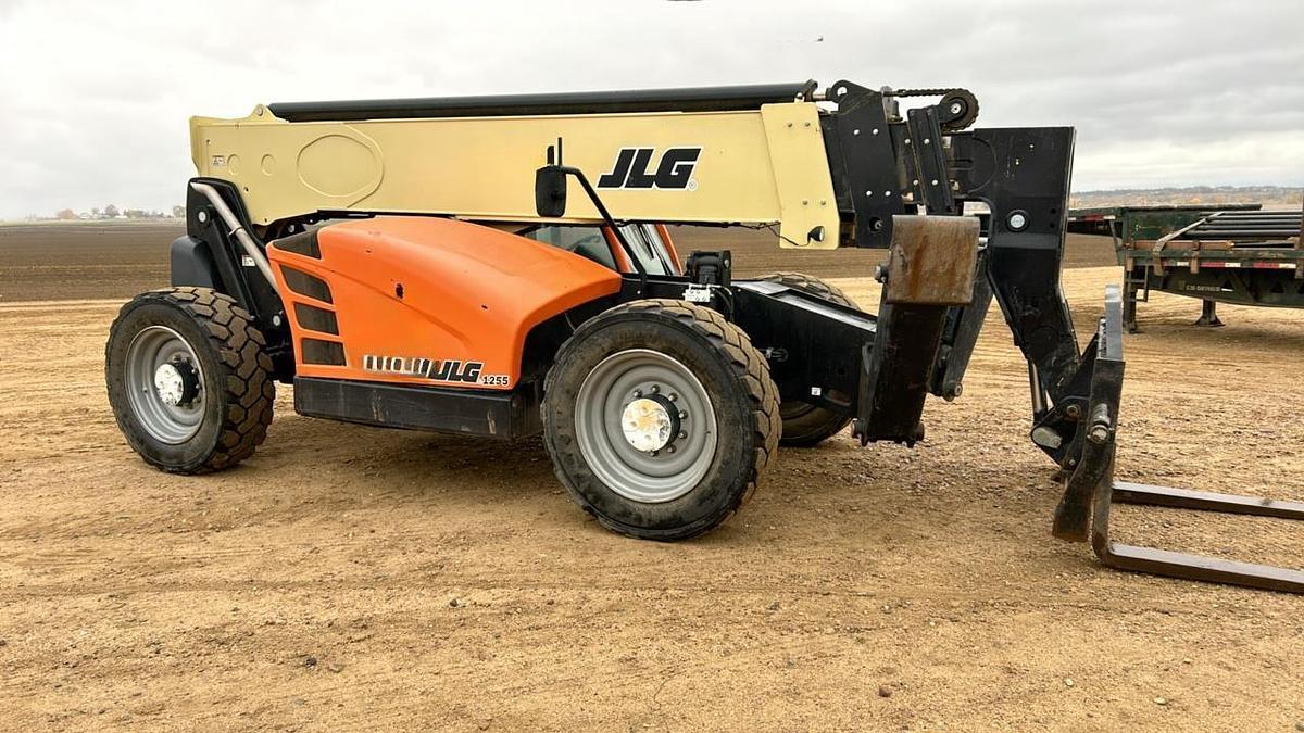Used 2017 JLG 1255