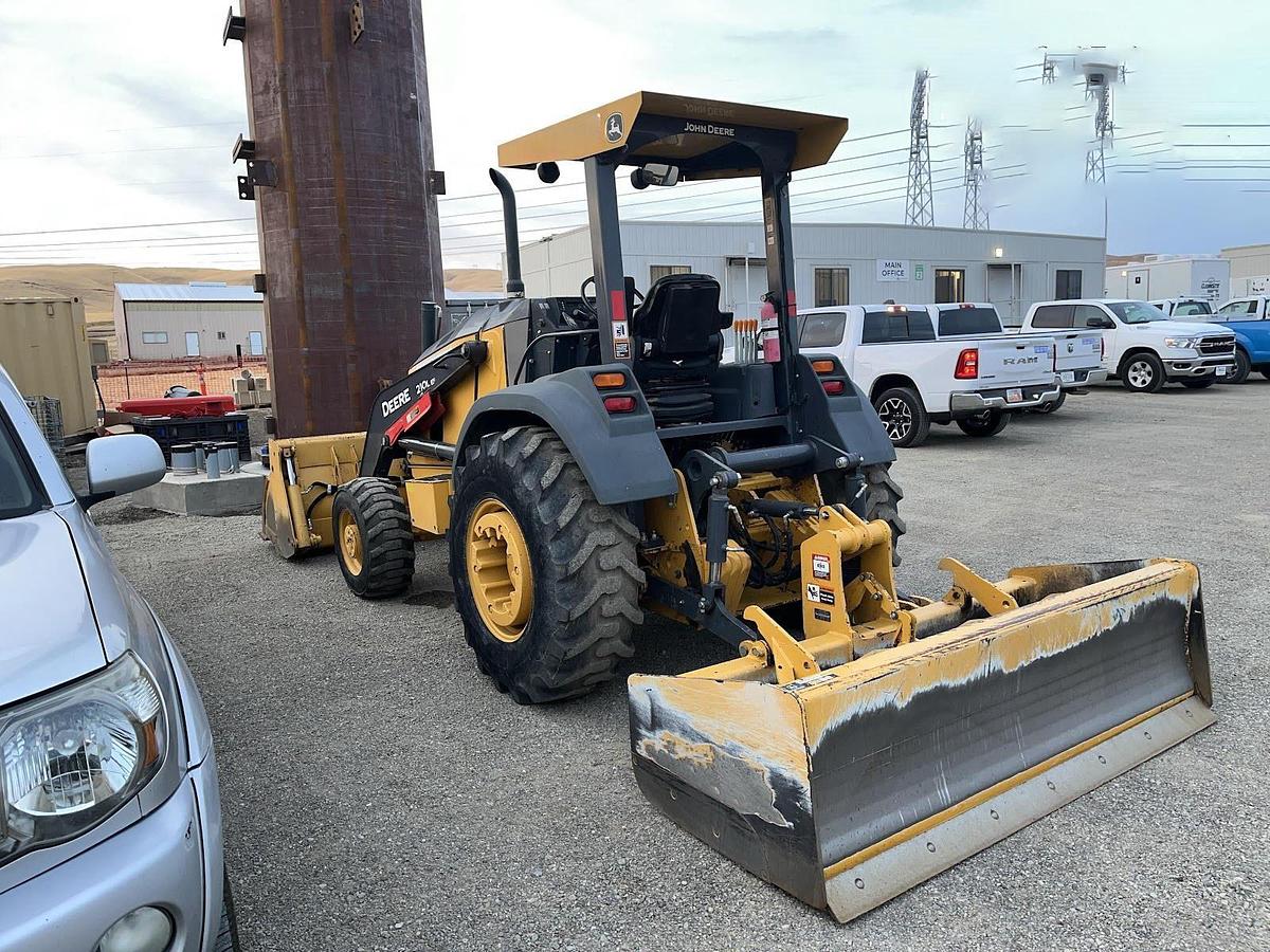 Used 2019 DEERE 210LEP
