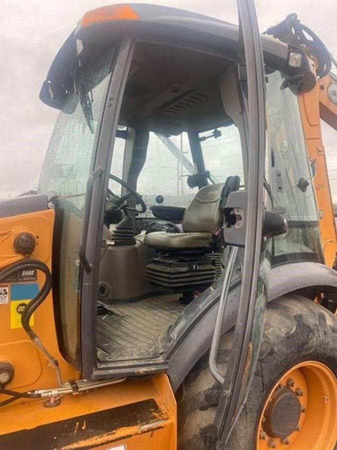 Used 2017 CASE 580N EP