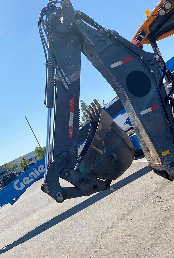 Used 2019 DEERE 310L EP