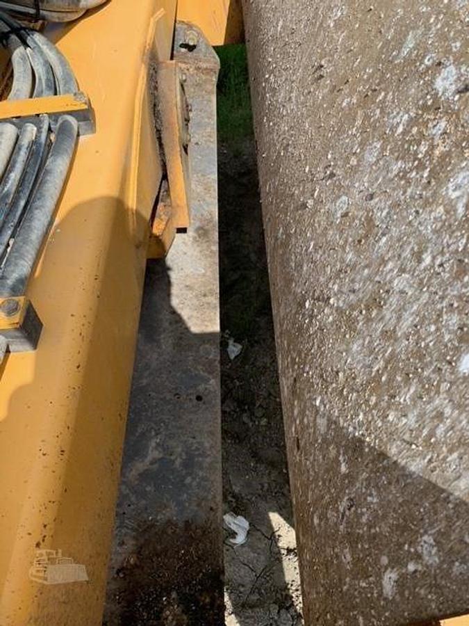 Used 2015 VOLVO SD100D