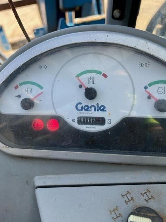 Used 2013 GENIE GTH5519