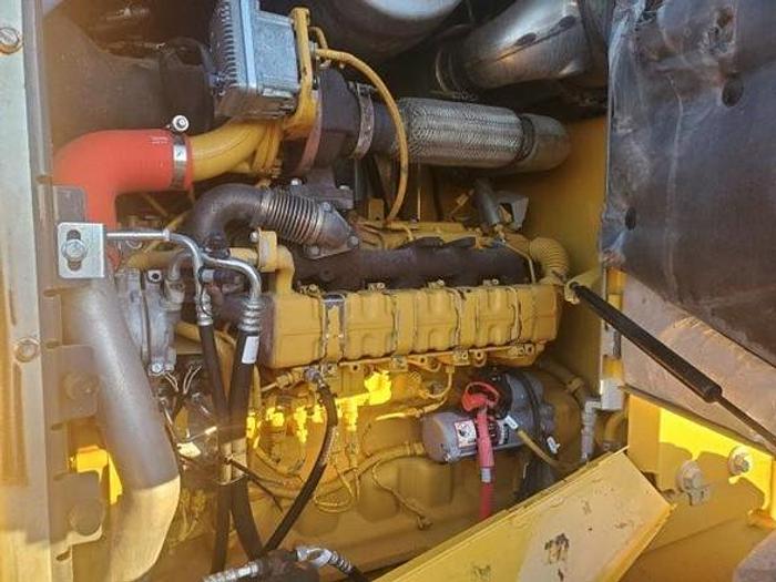 Used 2017 DEERE 544K