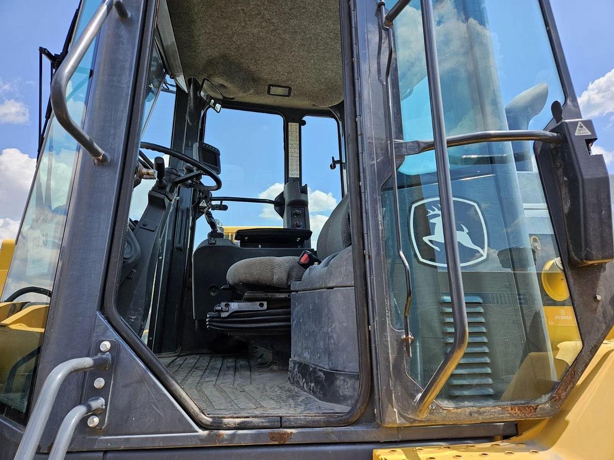 Used 2018 DEERE 544K