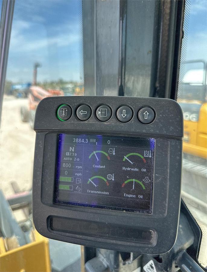 Used 2018 DEERE 544K