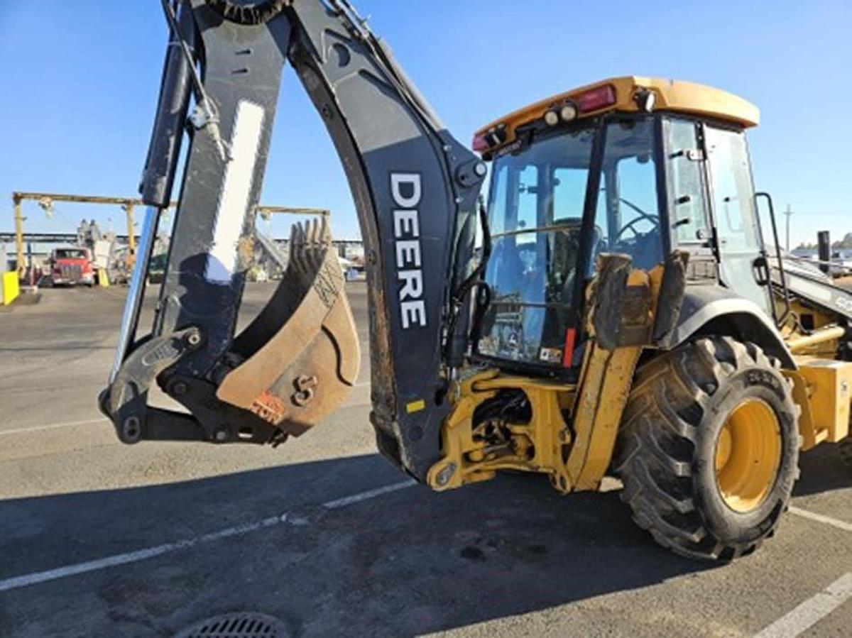 Used 2018 DEERE 410L