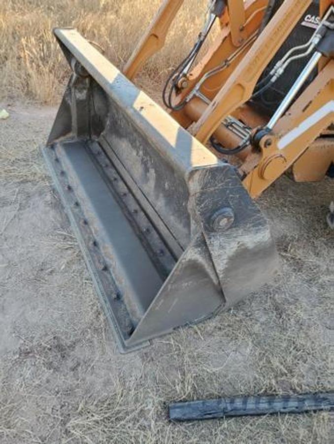 Used 2016 CASE 580N EP