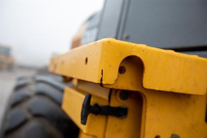 Used 2017 DEERE 544K