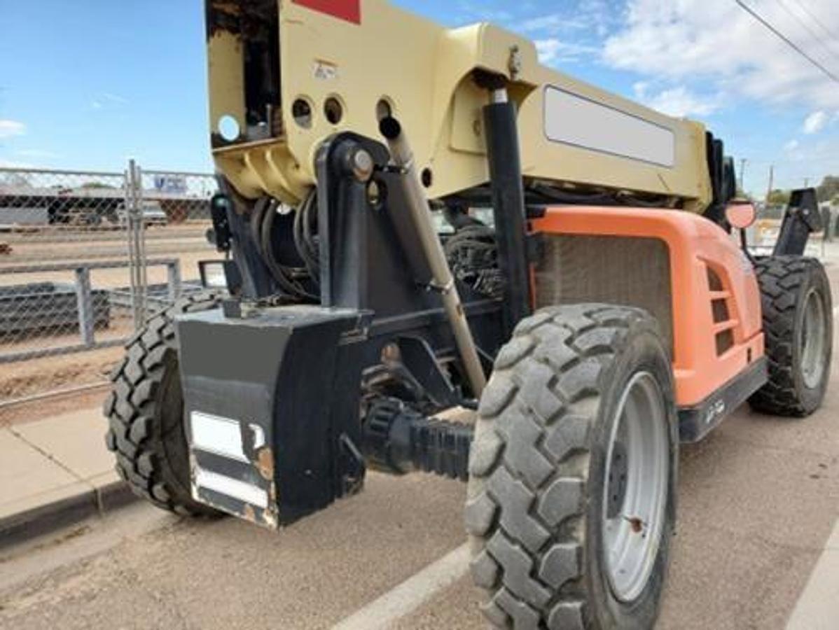 Used 2013 JLG G10-55A