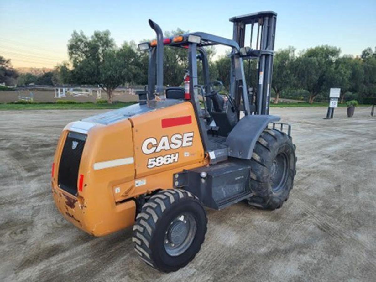 Used 2018 CASE 586H