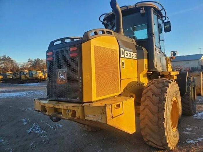 Used 2017 DEERE 544K