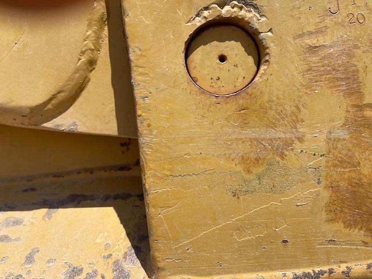 Used 2000 CATERPILLAR 613C