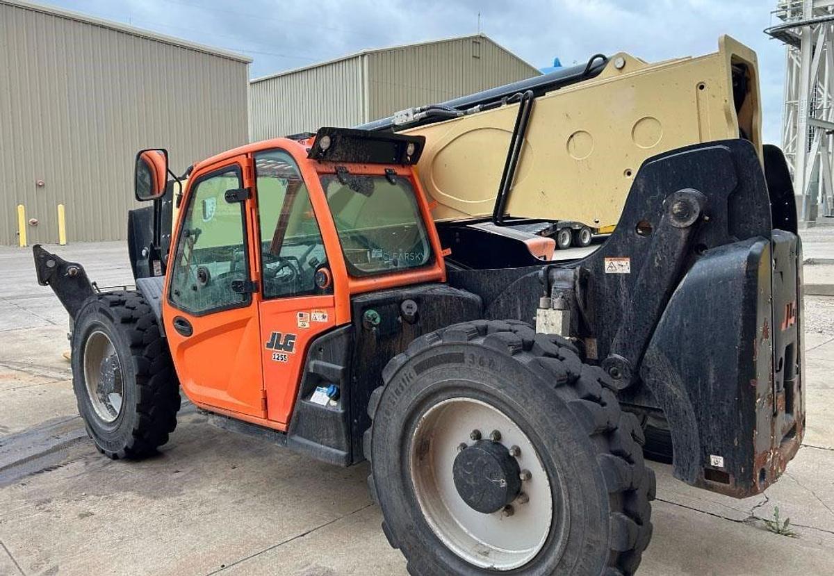 Used 2018 JLG 1255
