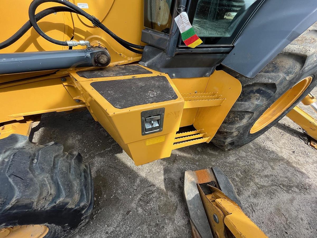 Used 2019 DEERE 410L