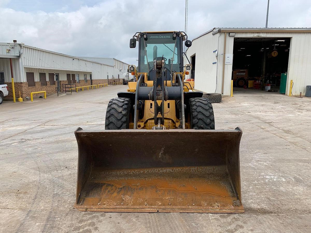Used 2017 DEERE 544K