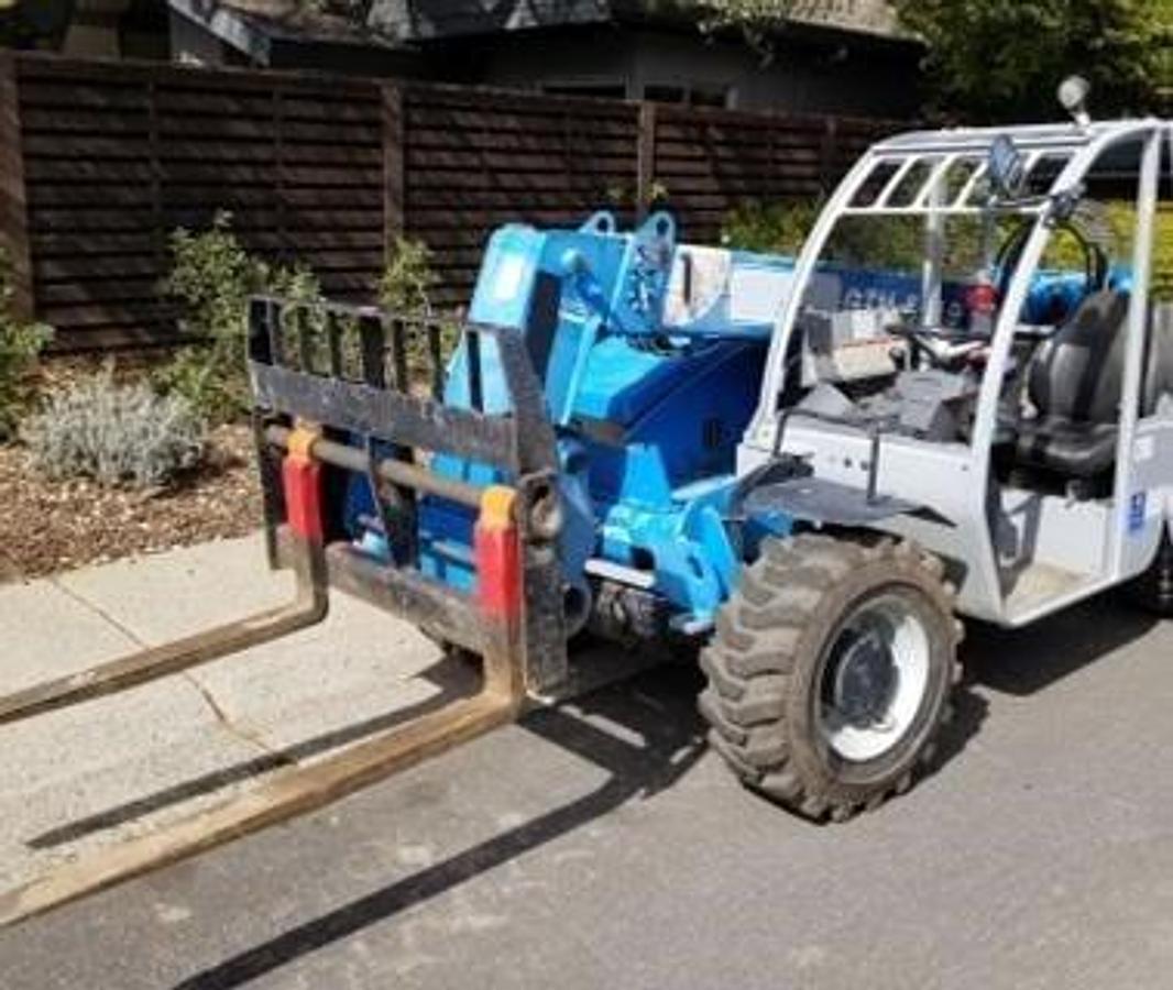 Used 2014 GENIE GTH5519