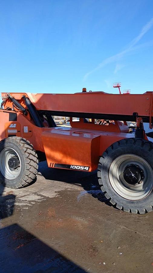 Used 2017 SKY TRAK 10054