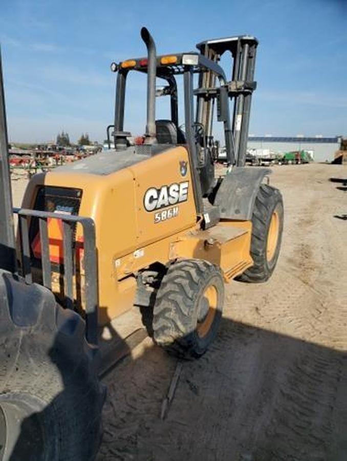 Used 2016 CASE 586H
