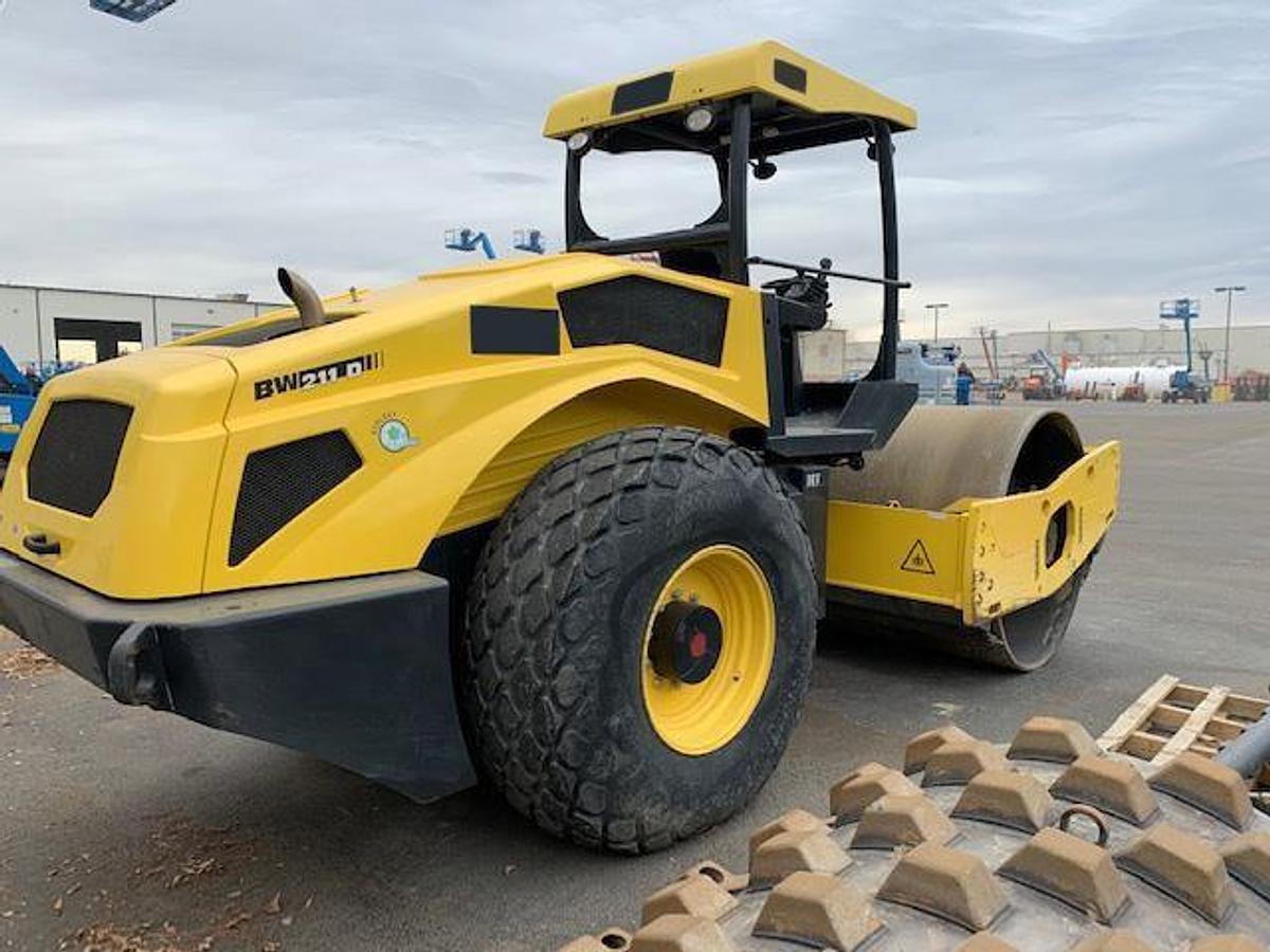 Used 2016 BOMAG BW211D-50