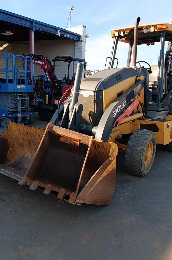 Used 2018 DEERE 310L EP