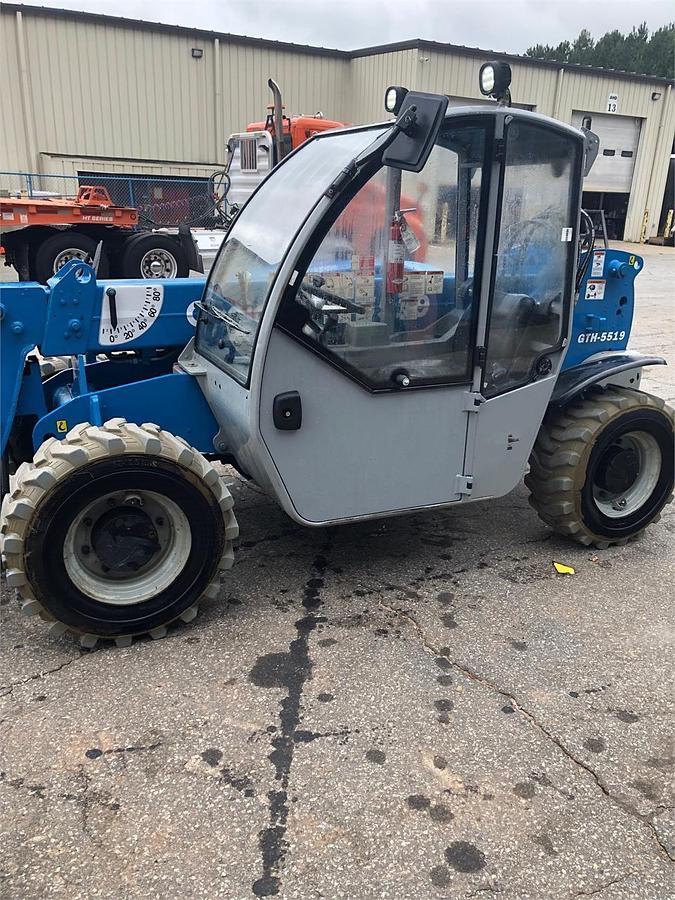 Used 2013 GENIE GTH5519