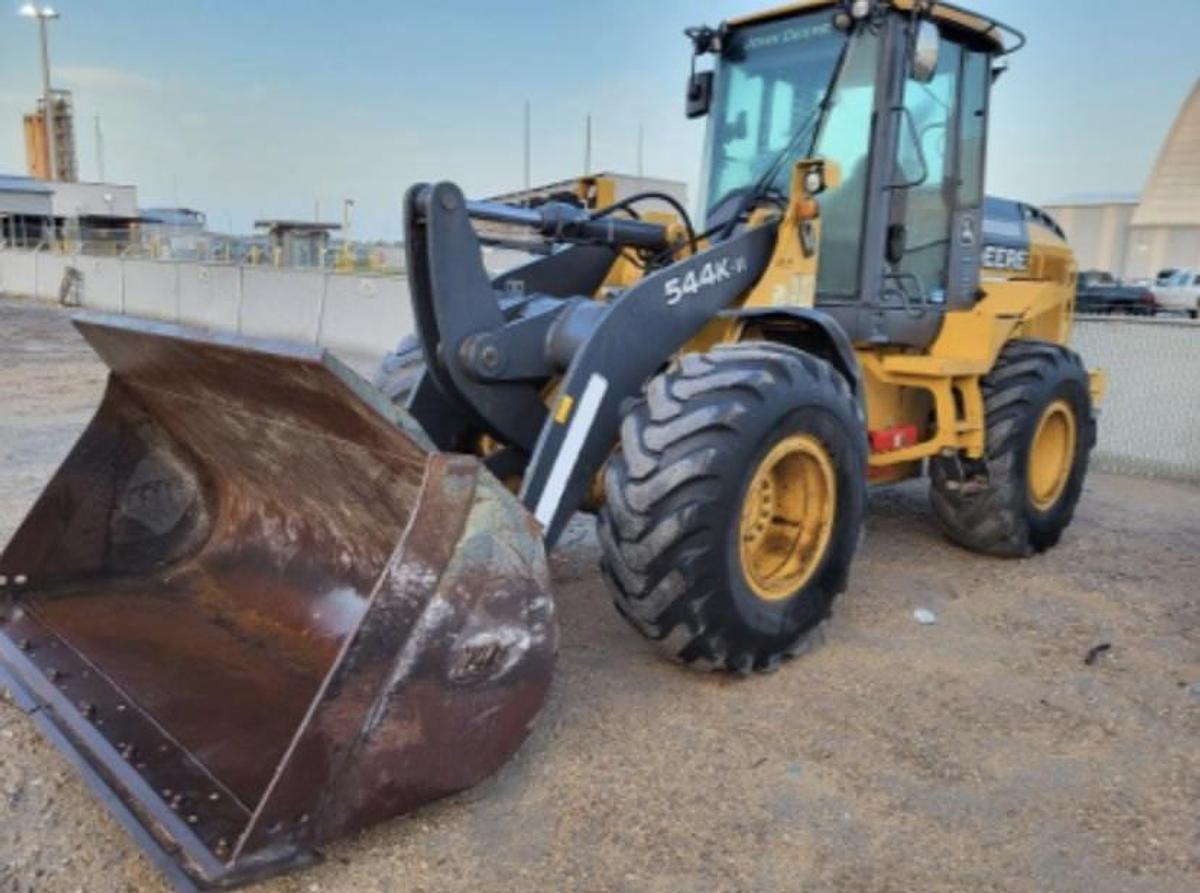 Used 2018 DEERE 544K