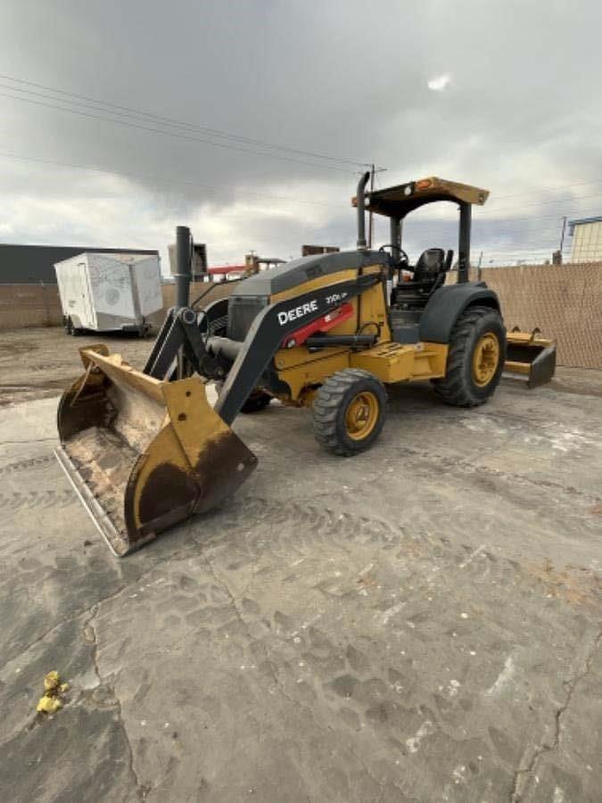 Used 2019 DEERE 210LEP