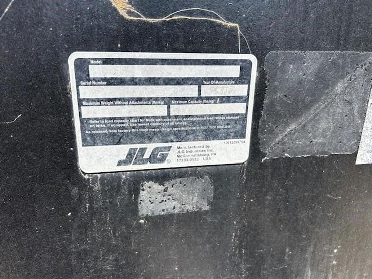 Used 2017 JLG 1055