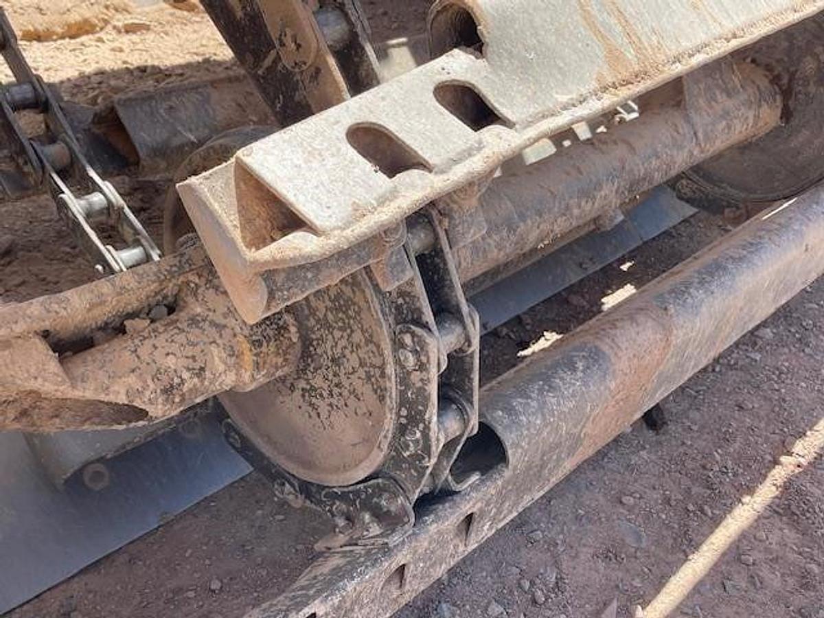 Used 2000 CATERPILLAR 613C