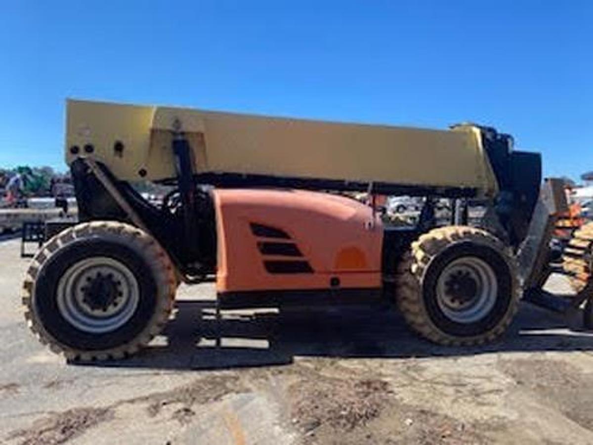 Used 2014 JLG G12-55A