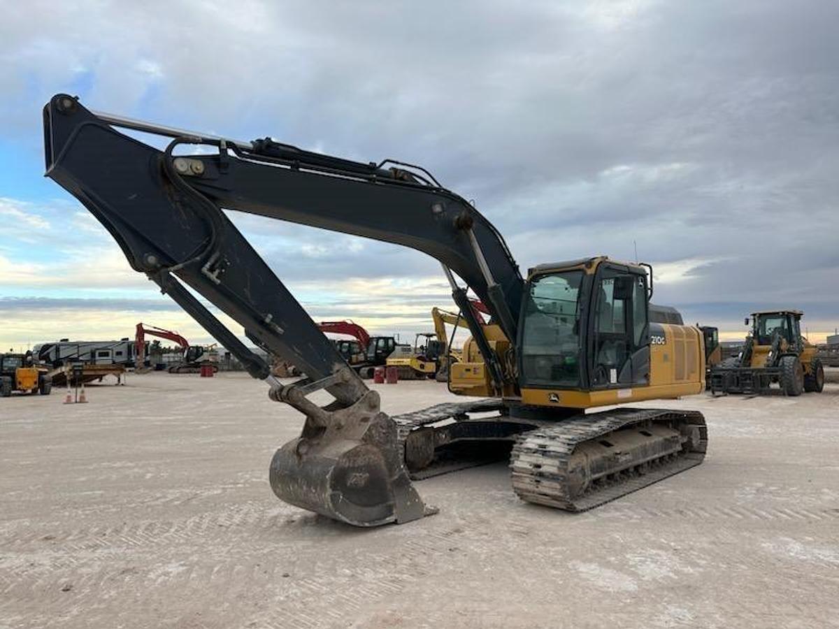 Used 2018 DEERE 210G LC