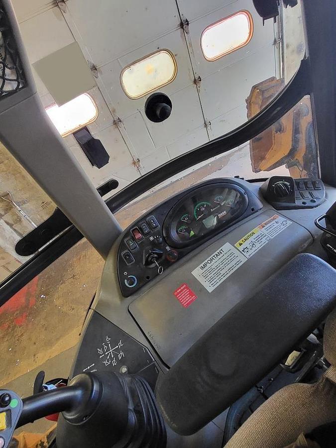 Used 2017 CASE 580SN