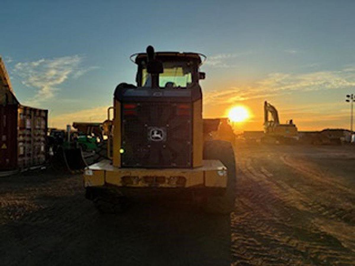 Used 2017 DEERE 644K