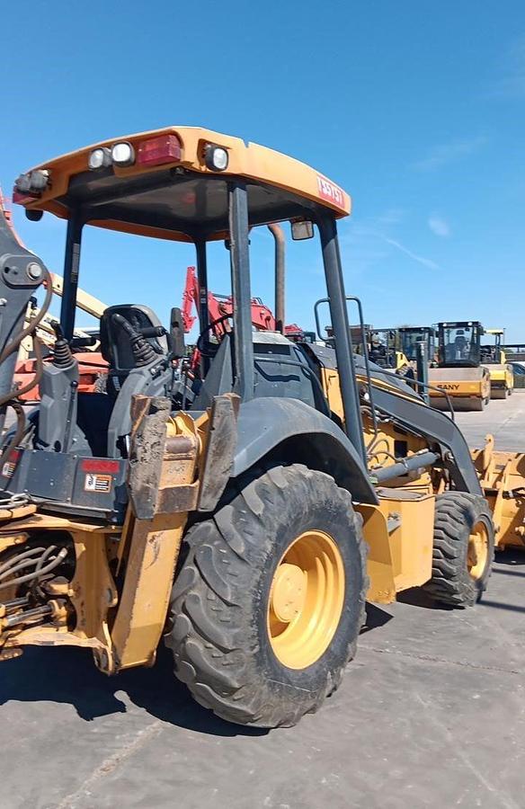 Used 2019 DEERE 310L EP
