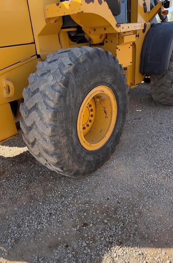 Used 2019 DEERE 524L