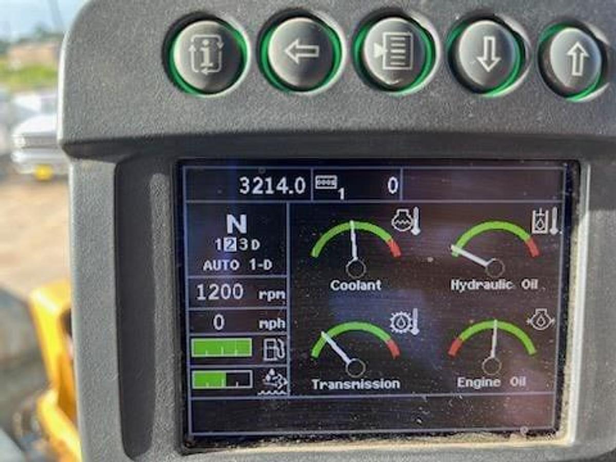 Used 2018 DEERE 544KII