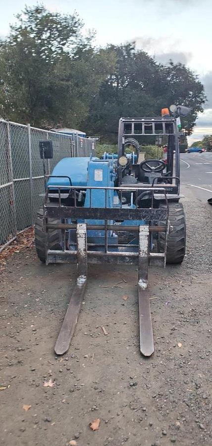 Used 2015 GENIE GTH5519