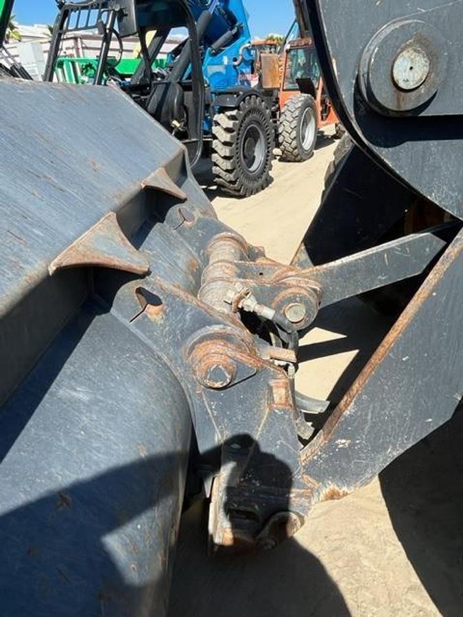 Used 2015 DEERE 544K