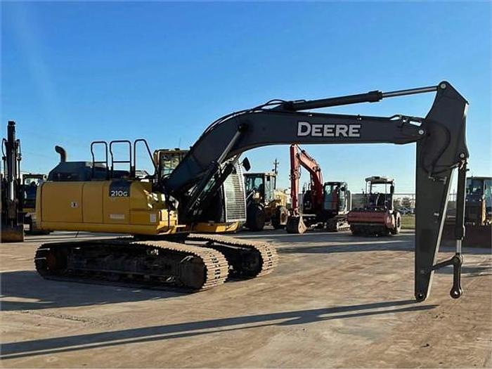 Used 2018 Deere 210G LC