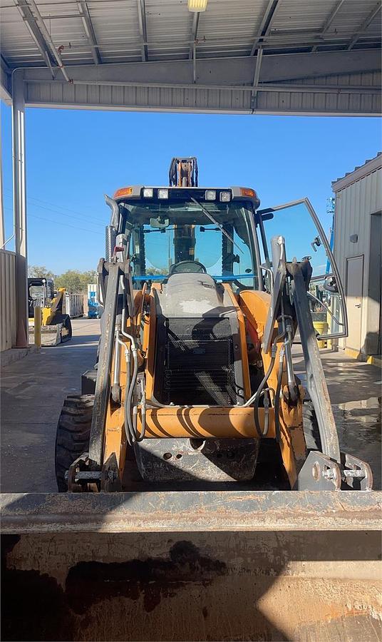 Used 2018 CASE 580SN