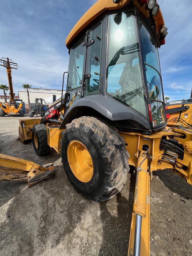 Used 2019 DEERE 410L