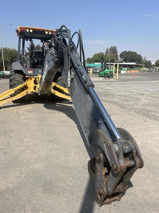 Used 2018 DEERE 410L
